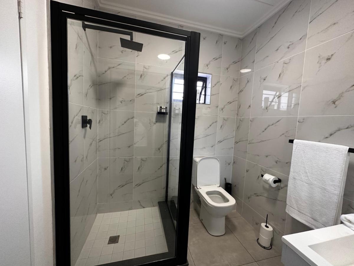 Stylish Executive Apartment With Power Backup Johannesbourg Extérieur photo